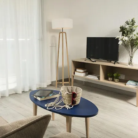 Pierre & Vacances Blanes Playa Apartment *